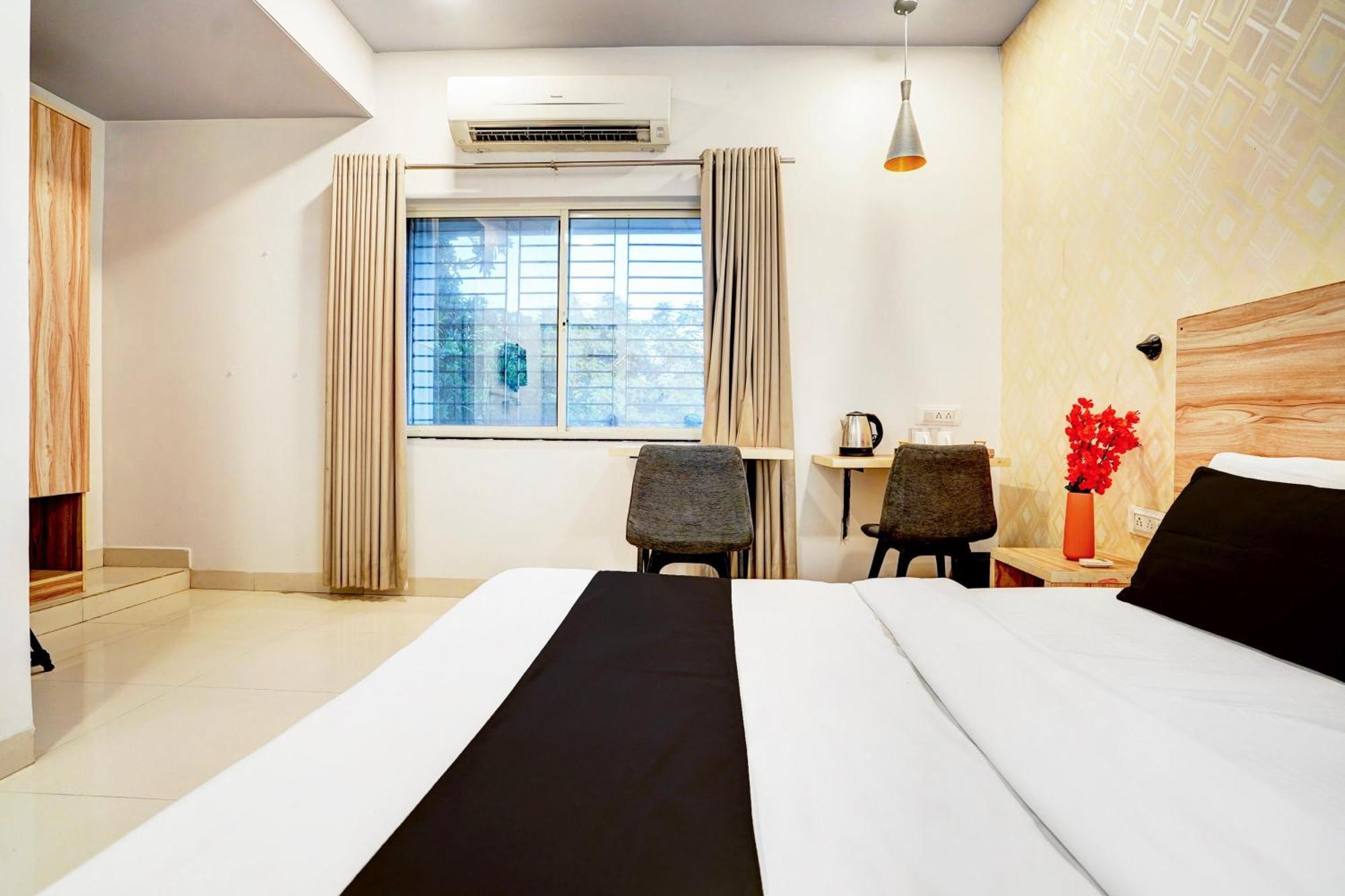 Super Hotel O Katol Road Friends Colony Nagpur Bagian luar foto