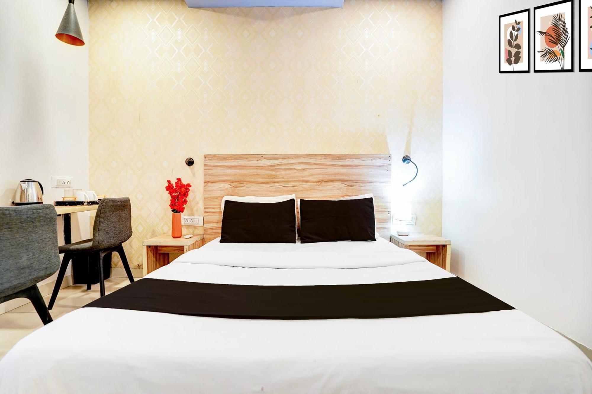 Super Hotel O Katol Road Friends Colony Nagpur Bagian luar foto